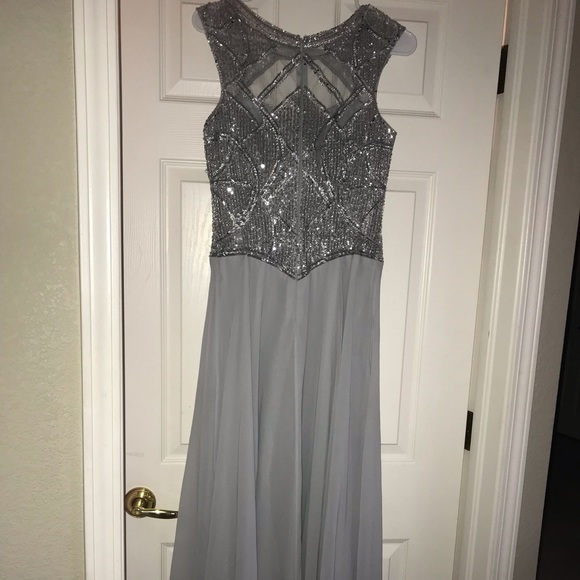 A grey long prom dress - Picture 2 of 4